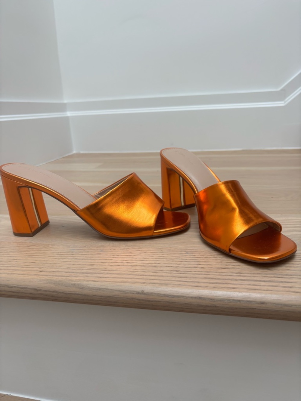 The Drop Metallic Open-Toe Block Heel Mule in Fire Orange - Picture 6 of 9